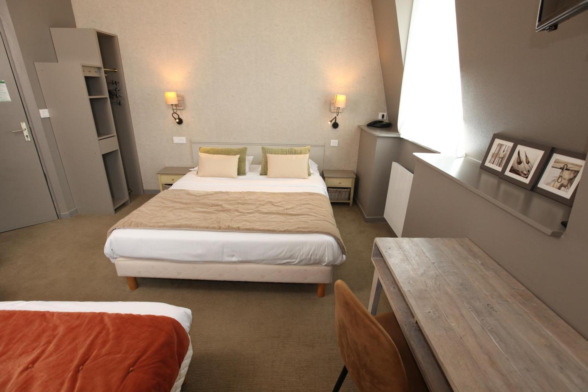 דינאר Cit'Hotel Les Alizes מראה חיצוני תמונה