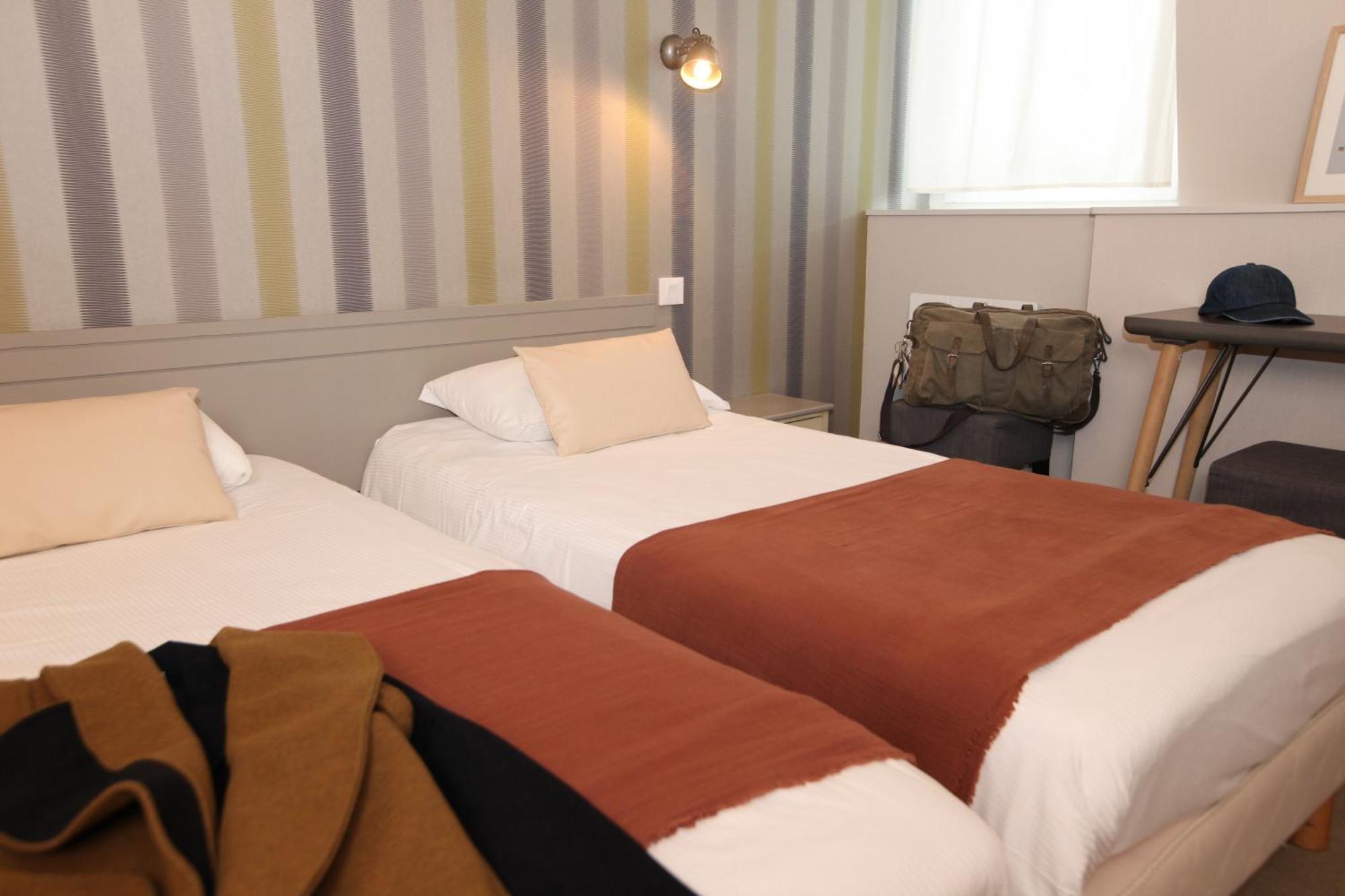 דינאר Cit'Hotel Les Alizes מראה חיצוני תמונה