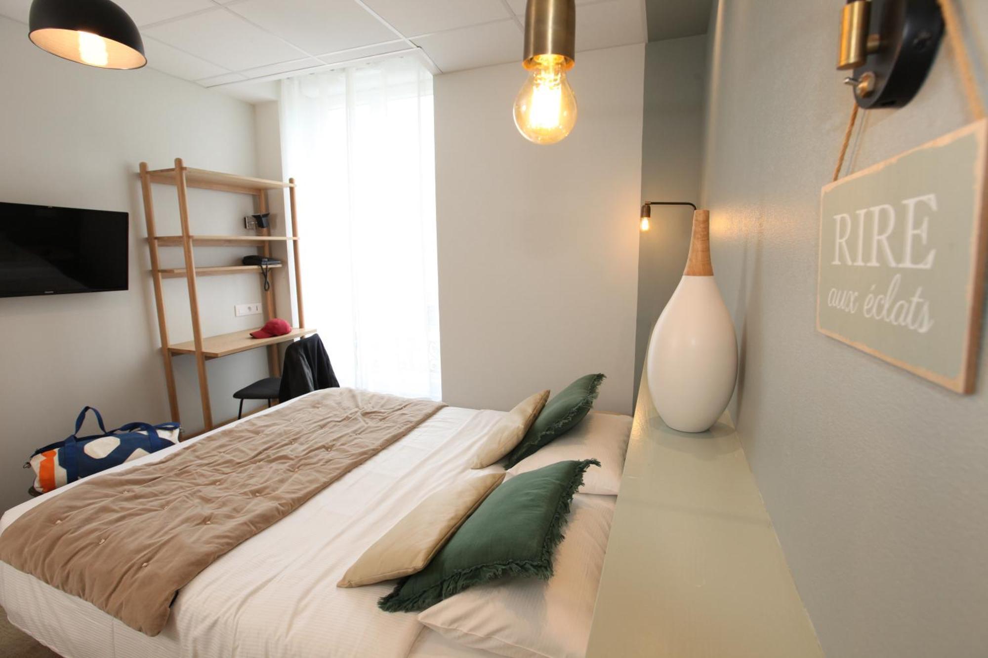 דינאר Cit'Hotel Les Alizes מראה חיצוני תמונה